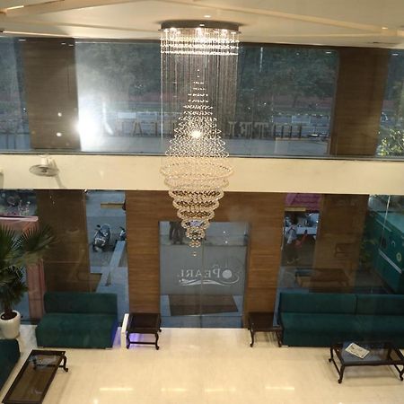 Hotel La Pearl Naiapura Extérieur photo